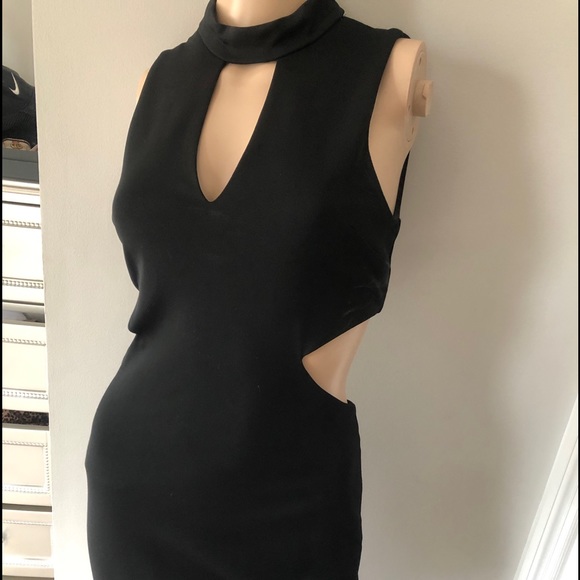 Dress - Picture 2 of 4